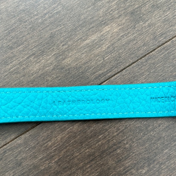LEATHEROLOGY Turquoise Leather Headphone Wrap Cord Holder, Pencil Pouch, Wallet - Picture 4 of 16